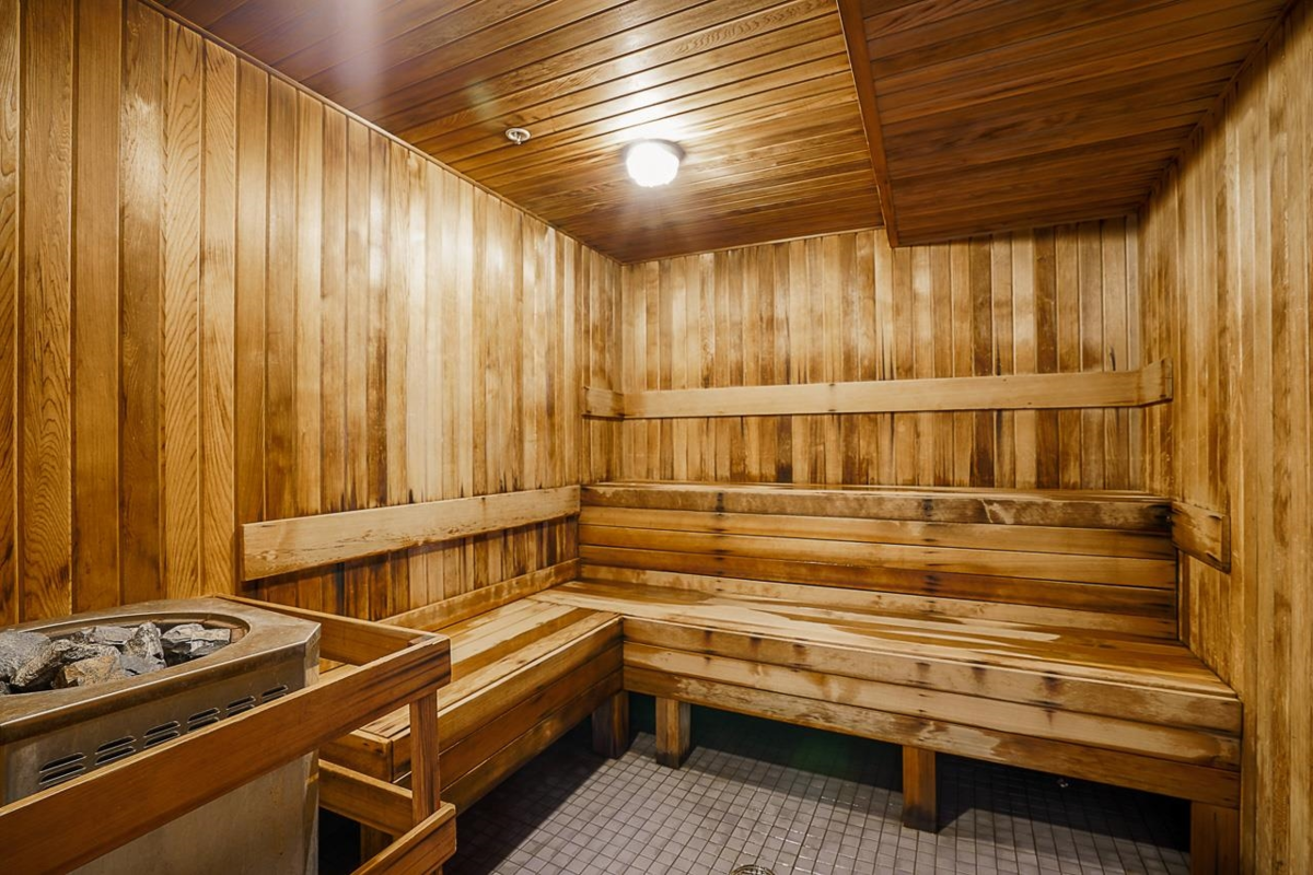 Outdoor Kitchen Photo of 1207 33 Smithe Street, Vancouver, BC