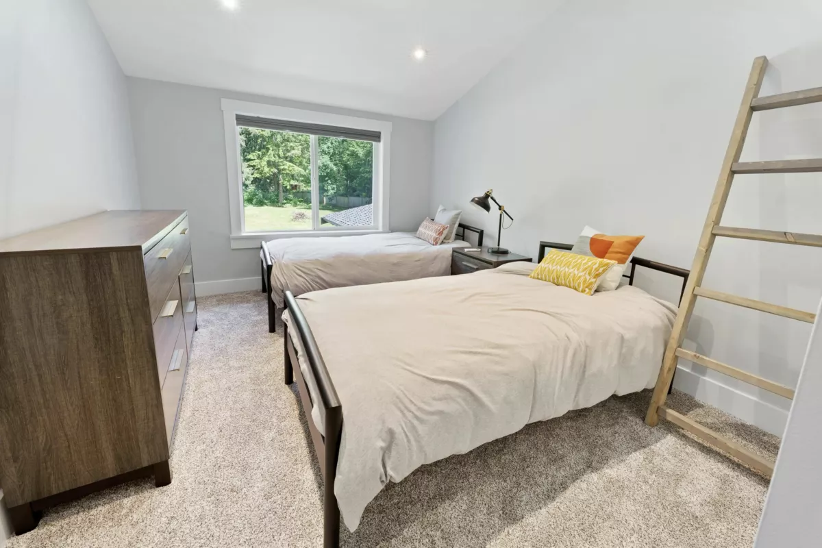 Backyard Photo of 25011 Ferguson Avenue, Maple Ridge, BC