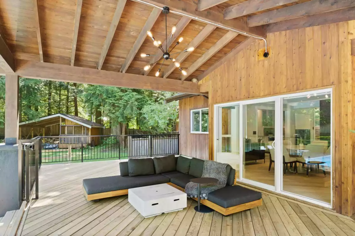 Basement Recreation Room Photo of 25011 Ferguson Avenue, Maple Ridge, BC