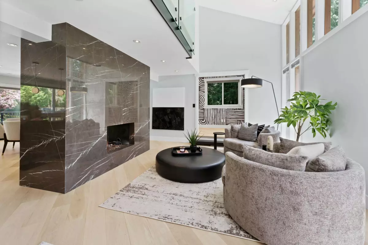 Dining Area Photo of 25011 Ferguson Avenue, Maple Ridge, BC