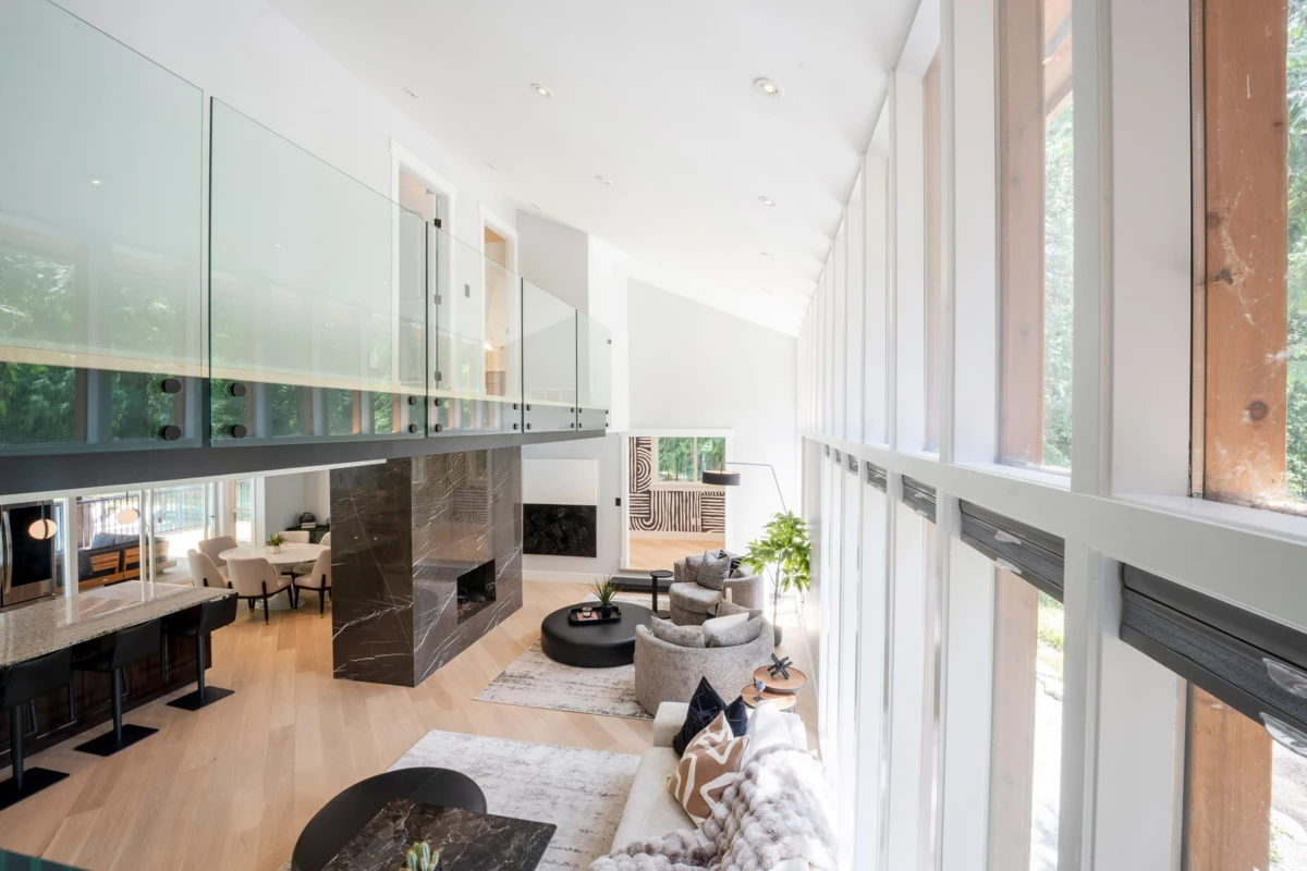 Hallway Photo of 25011 Ferguson Avenue, Maple Ridge, BC