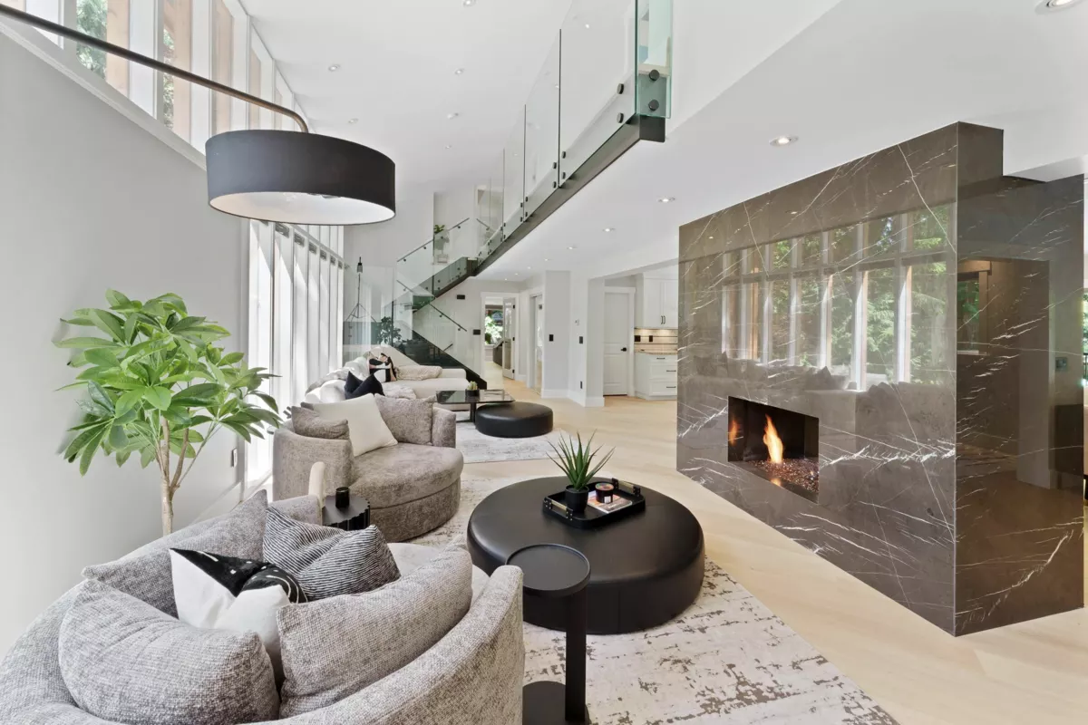 Kitchen Island Photo of 25011 Ferguson Avenue, Maple Ridge, BC