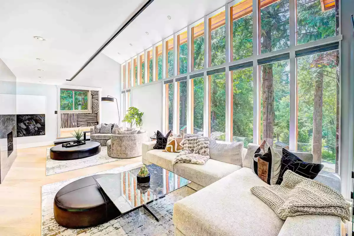 Living Room Photo of 25011 Ferguson Avenue, Maple Ridge, BC