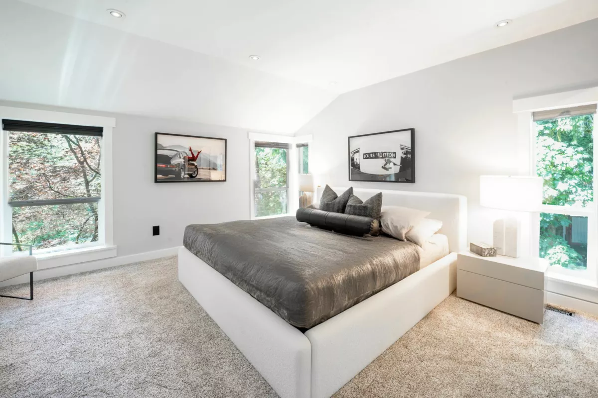 Staircase Photo of 25011 Ferguson Avenue, Maple Ridge, BC