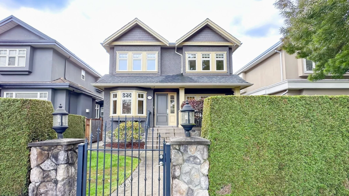 Exterior Front Photo of 2978 W 21st Avenue, Vancouver, BC