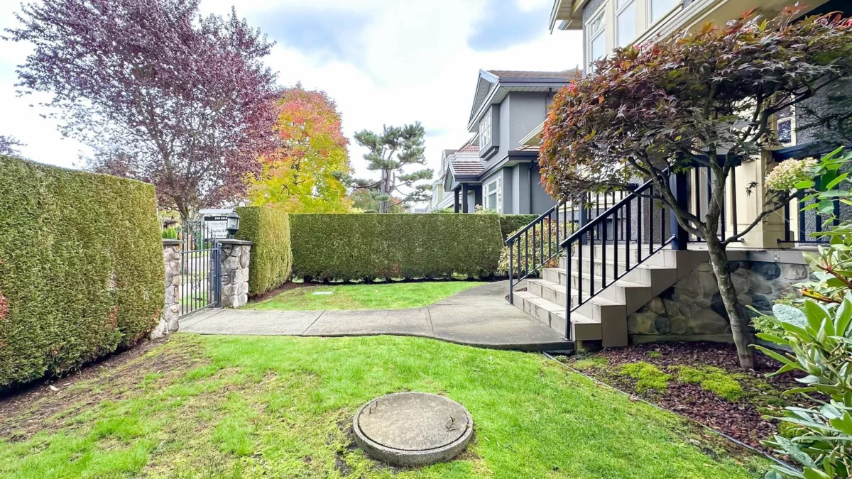 Living Room Photo of 2978 W 21st Avenue, Vancouver, BC