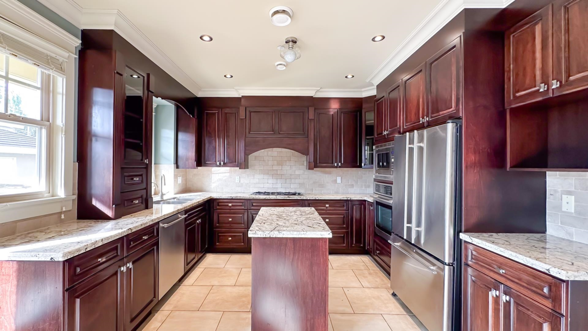 Primary Bathroom Photo of 2978 W 21st Avenue, Vancouver, BC