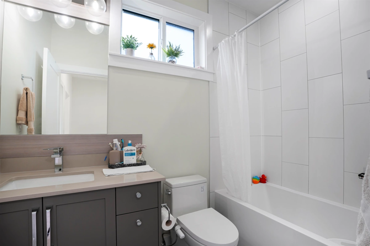 Bedroom 4 Photo of 19 17528 60 Avenue, Surrey, BC