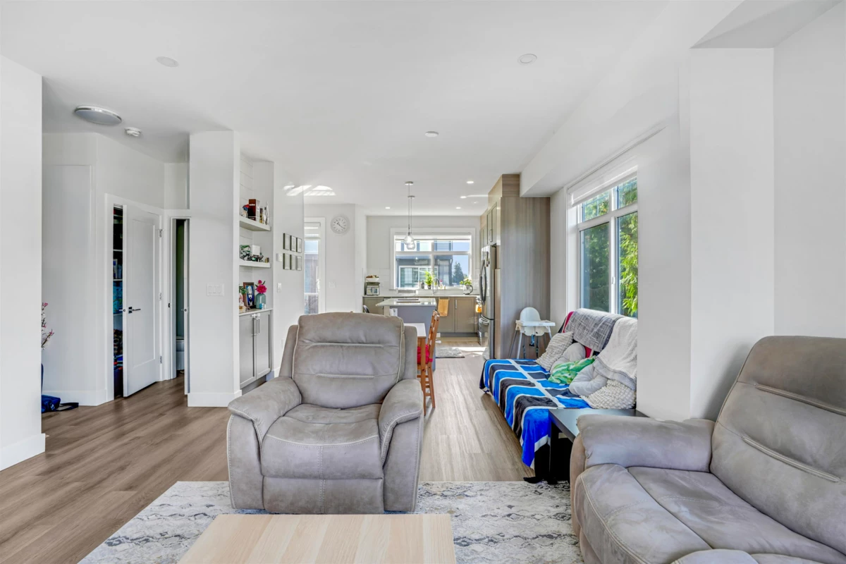 Kitchen Island Photo of 19 17528 60 Avenue, Surrey, BC