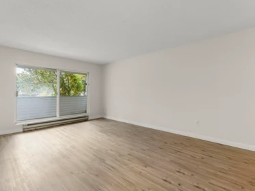 202 8760 Westminster Highway, Richmond, BC, Richmond — Apartment/Condo for sale