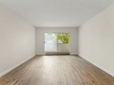 202 8760 Westminster Highway, Richmond, BC, Richmond — Apartment/Condo for sale