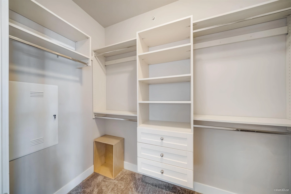 Staircase Photo of 3 1426 Finlay Street, White Rock, BC