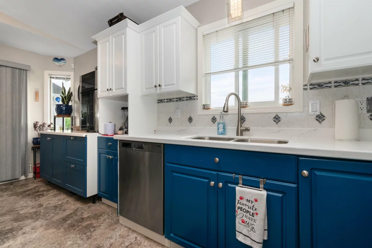 Primary Bathroom Photo of 33 45918 Knight Road, Chilliwack, BC