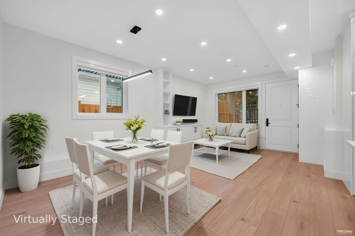 Living Room Photo of 2 3090 Vanness Avenue, Vancouver, BC