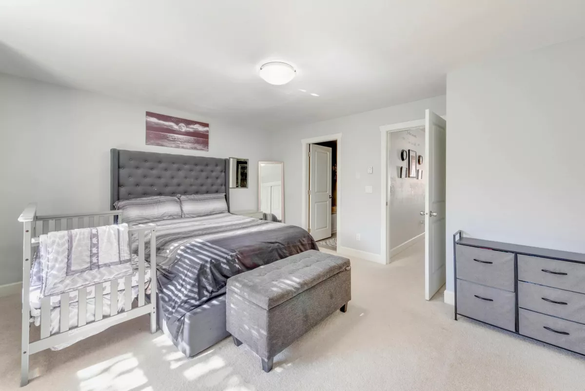 Powder Room Photo of 37 19560 68 Avenue, Surrey, BC