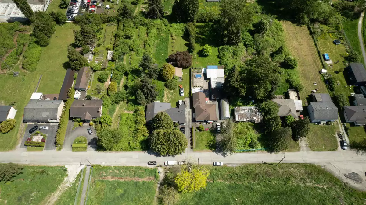 Guest Bathroom Photo of 4480 Thompson Road, Richmond, BC