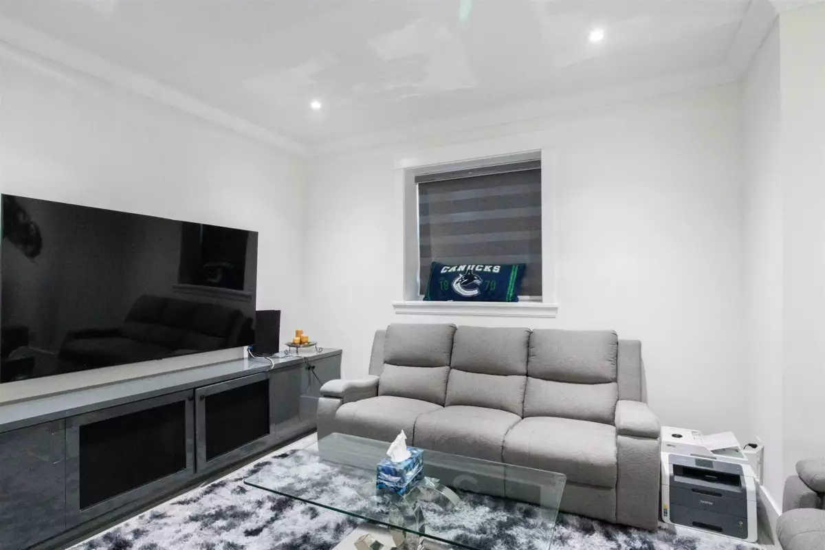 Garage Interior Photo of 2305 Beaver Street, Abbotsford, BC