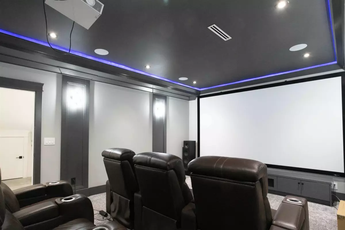 Hallway Photo of 2305 Beaver Street, Abbotsford, BC