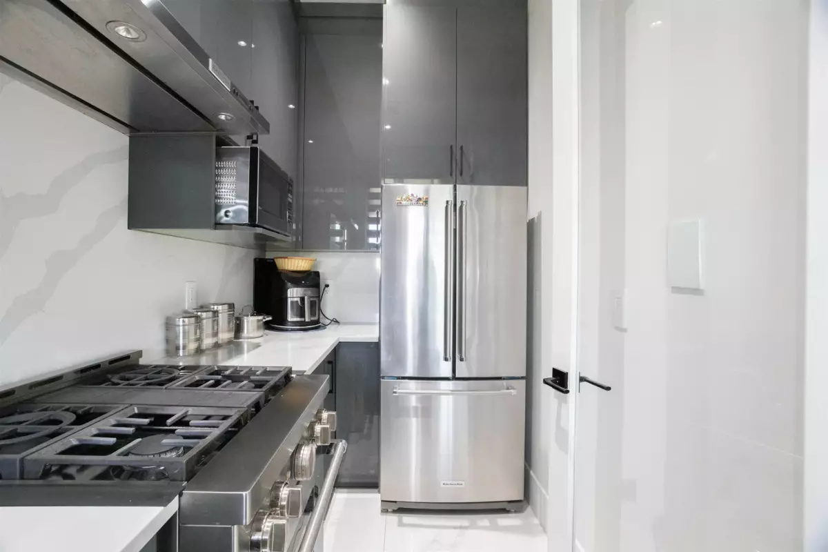 Walk-In Closet Photo of 2305 Beaver Street, Abbotsford, BC