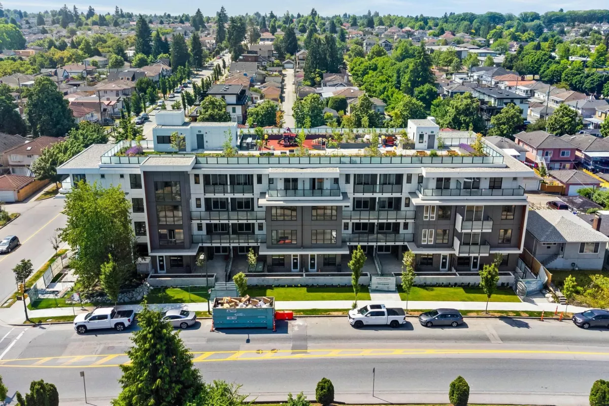 Dining Area Photo of 2366 E 33rd Avenue, Vancouver, BC