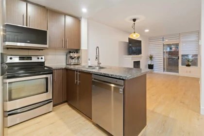1003 892 Carnarvon Street, New Westminster, BC, New Westminster — Apartment/Condo for sale