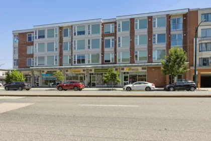 212 1838 Renfrew Street, Vancouver, BC, Vancouver — Apartment/Condo for sale