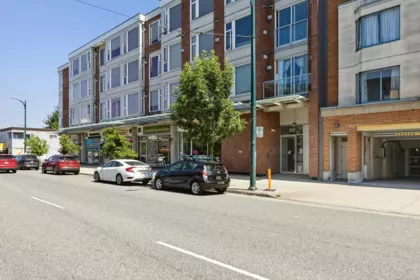 212 1838 Renfrew Street, Vancouver, BC, Vancouver — Apartment/Condo for sale