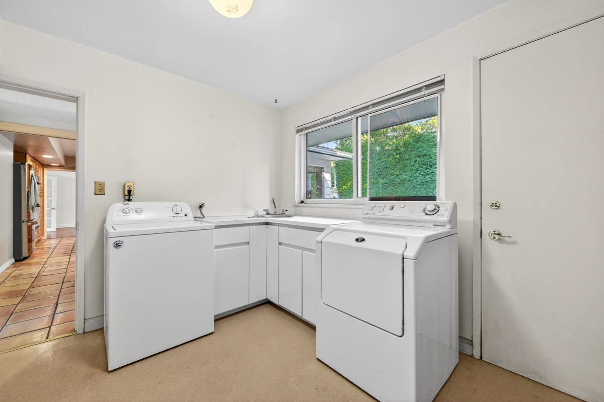 Outdoor Deck Photo of 906 Pacific Drive, Delta, BC