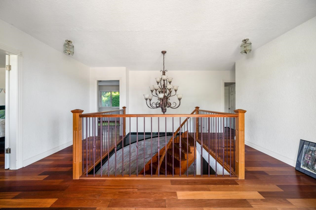 Primary Bedroom Photo of 906 Pacific Drive, Delta, BC