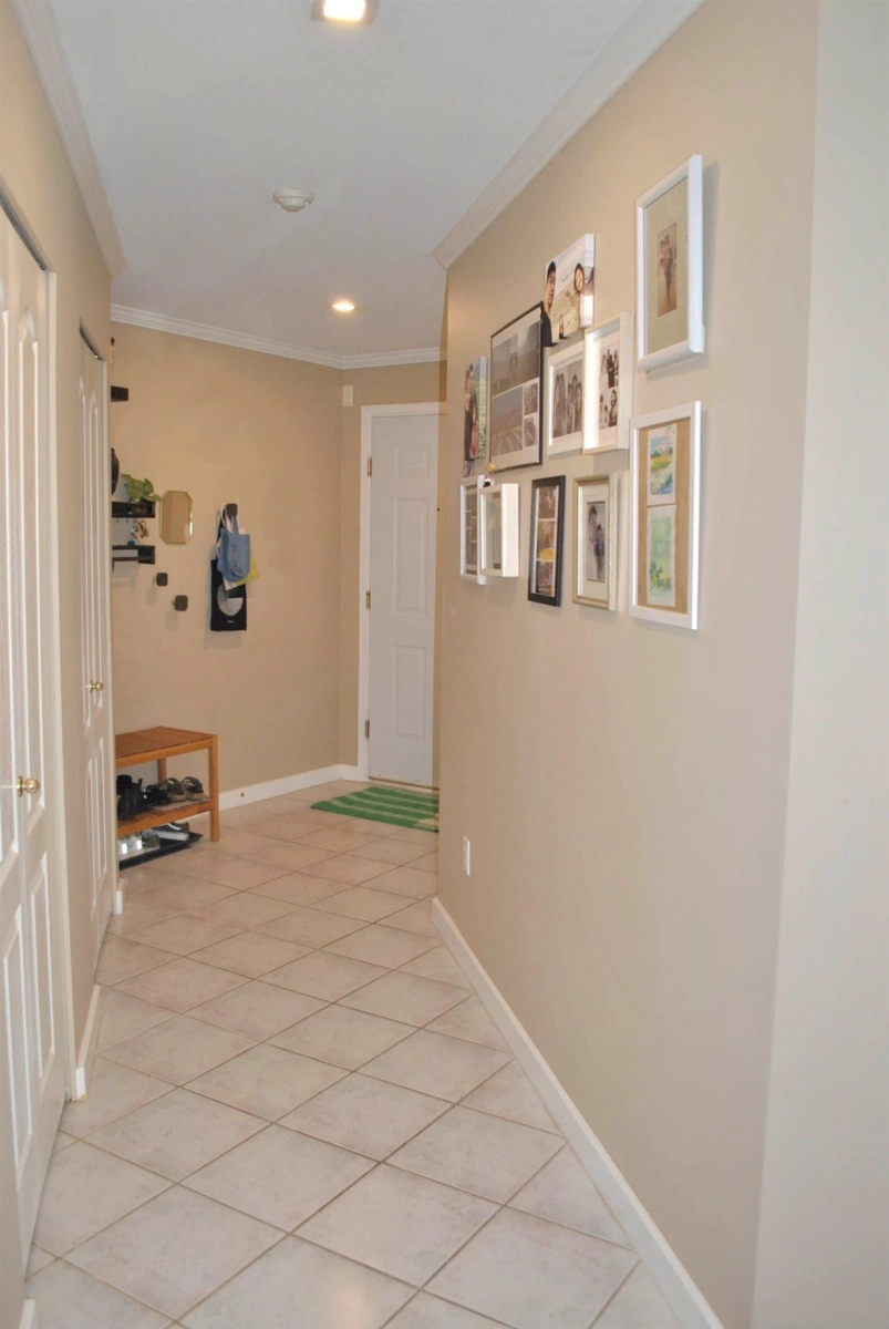 Breakfast Nook Photo of 306 15160 108 Avenue, Surrey, BC