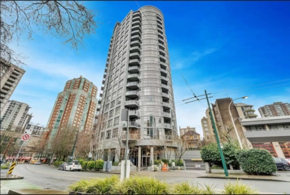 1907 1050 Smithe Street, Vancouver, BC, Vancouver — Apartment/Condo for sale