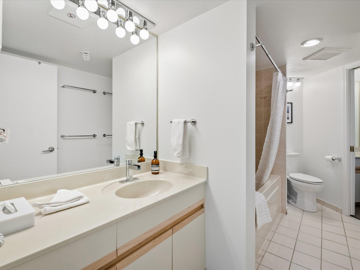 Walk-In Closet Photo of 220 4809 Spearhead Drive, Whistler, BC