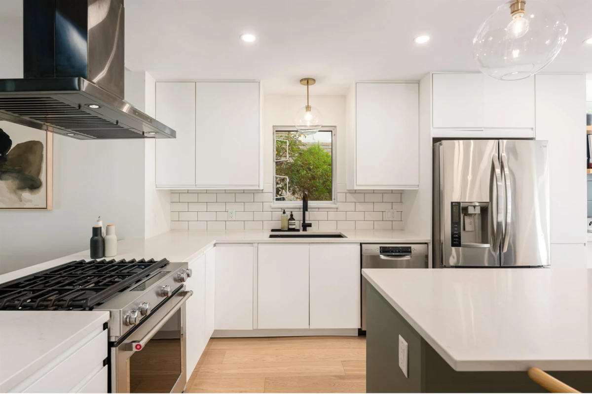 Breakfast Nook Photo of 48 1001 Northlands Drive, North Vancouver, BC