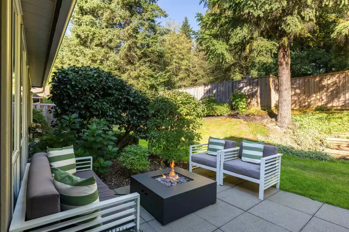 Front Yard Photo of 48 1001 Northlands Drive, North Vancouver, BC