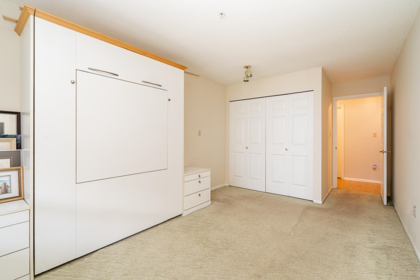 Powder Room Photo of 212 15255 18 Avenue, Surrey, BC