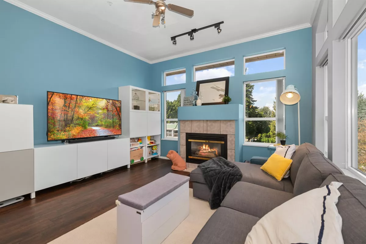 Living Room Photo of 403 33480 George Ferguson Way, Abbotsford, BC