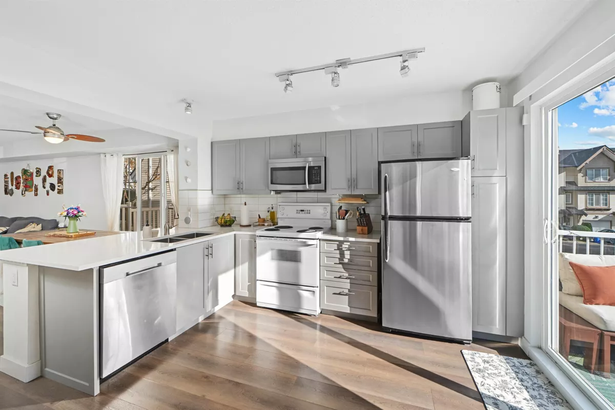 Bedroom 4 Photo of 4 20560 66 Avenue, Langley, BC
