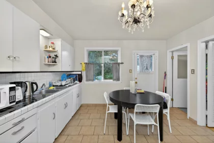 Kitchen Photo of 5765 Quebec Street, Vancouver, BC