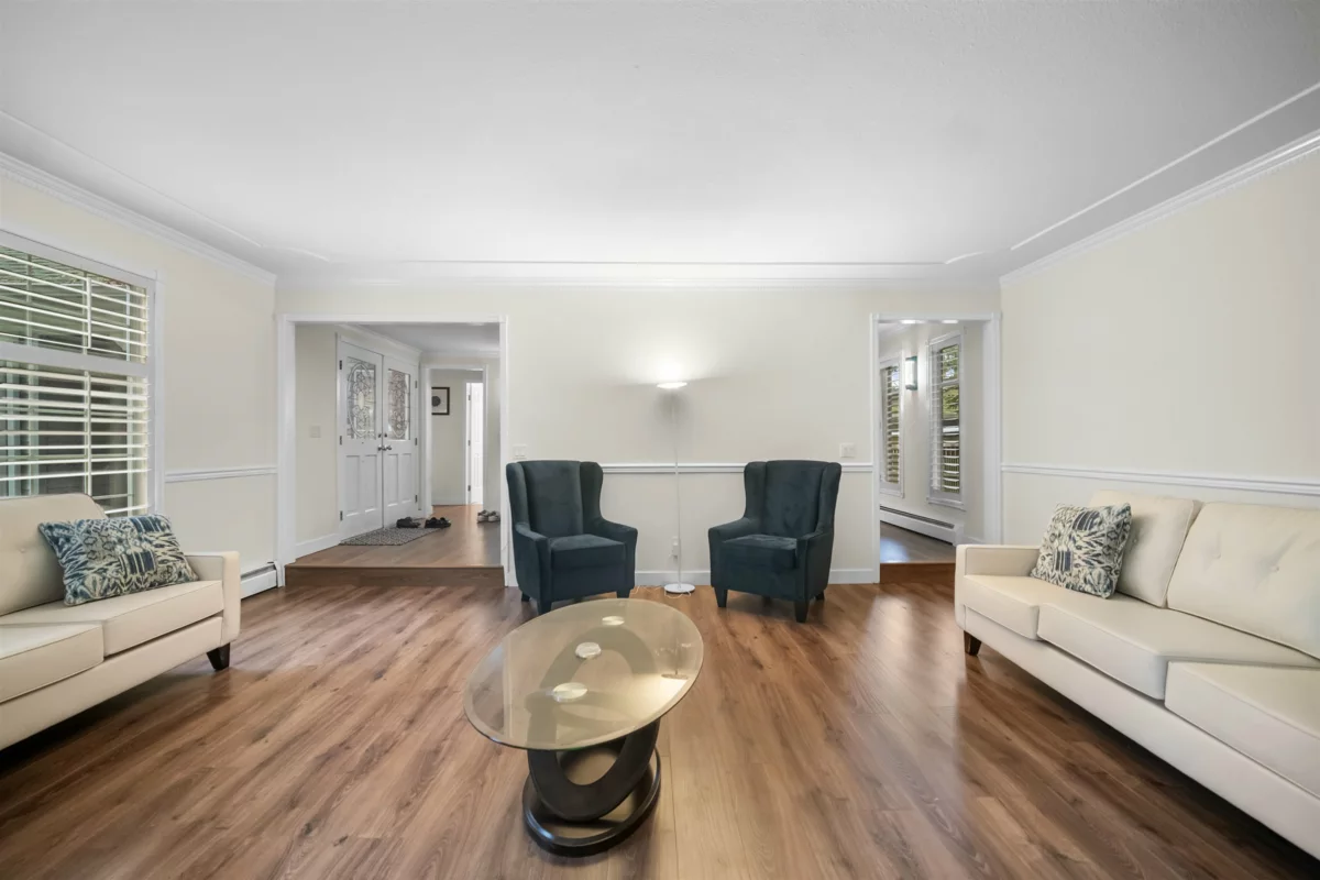 Family Room Photo of 13866 56 Avenue, Surrey, BC