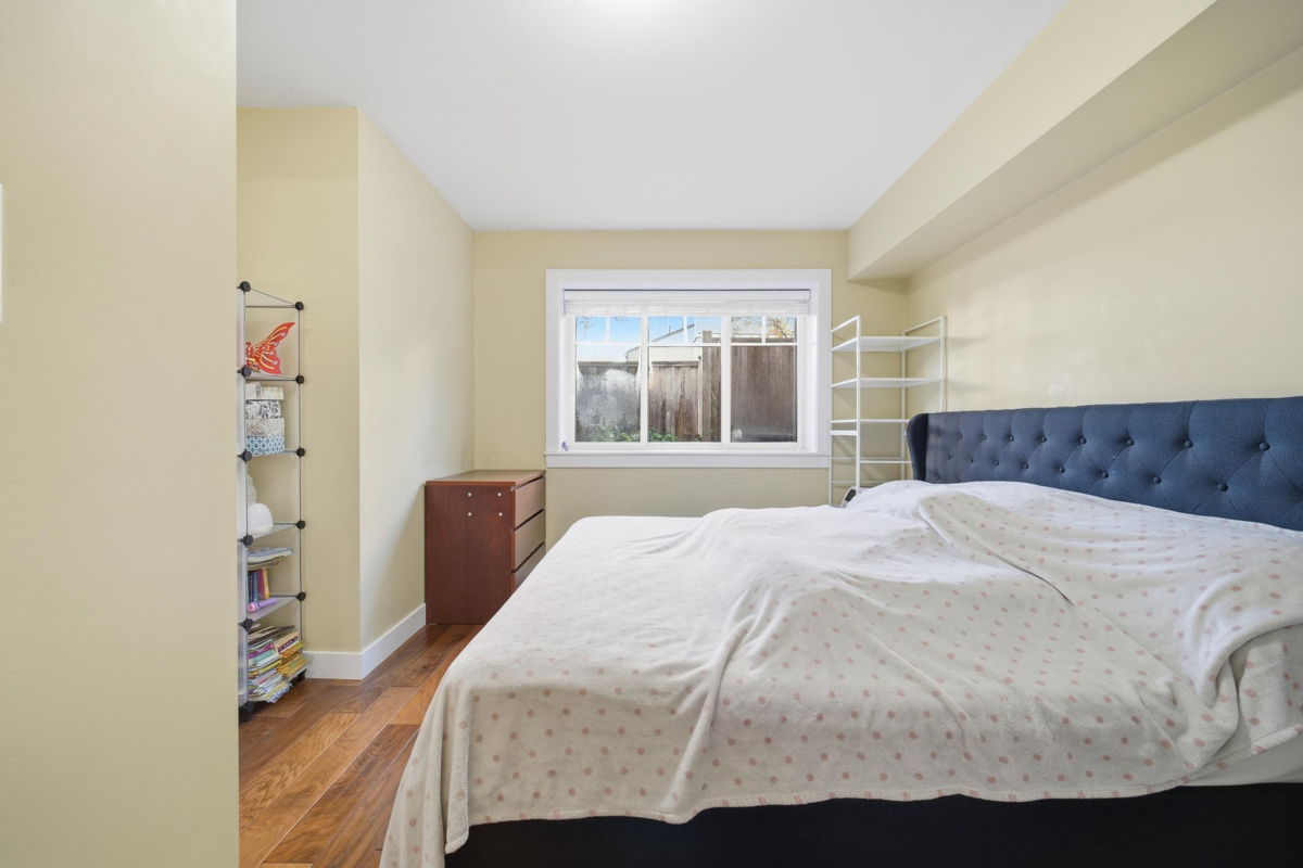 Guest Bathroom Photo of 5 9833 Cambie Road, Richmond, BC