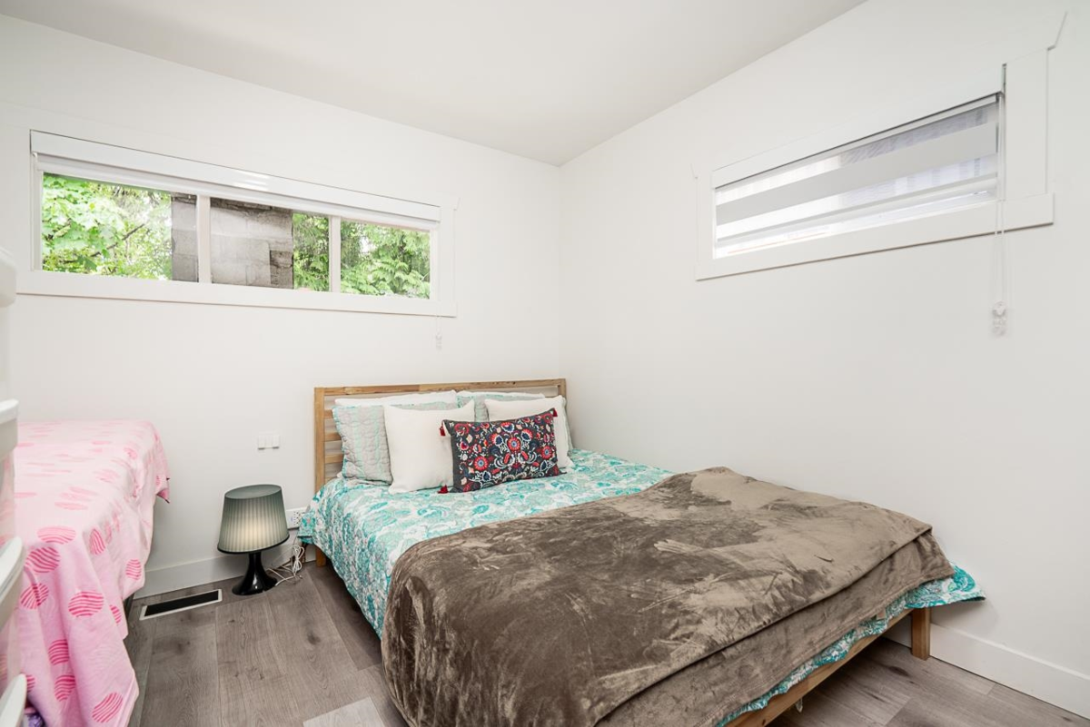 Guest Bathroom Photo of 11460 141a Street, Surrey, BC