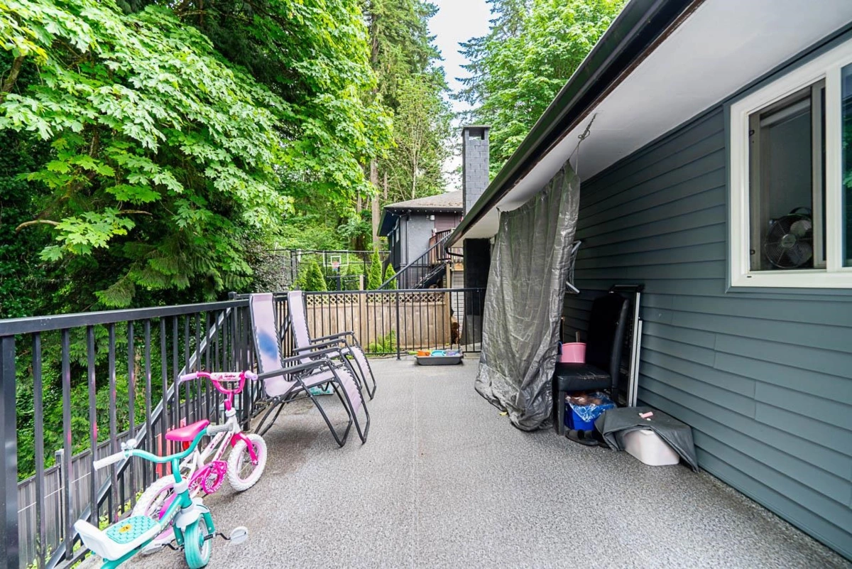 Outdoor Deck Photo of 11460 141a Street, Surrey, BC