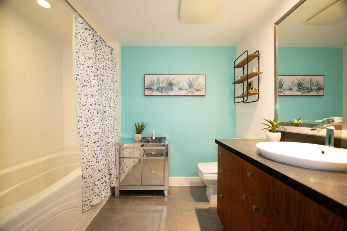 Powder Room Photo of 206 3228 Tupper Street, Vancouver, BC