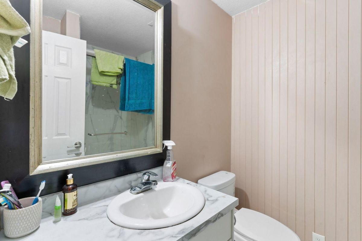 Backyard Photo of 19745 48a Avenue, Langley, BC