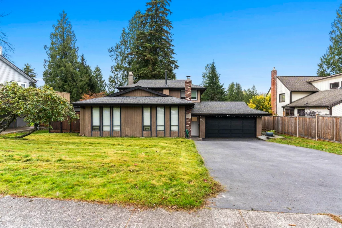 Fitness Center Photo Near 19745 48a Avenue, Langley, BC