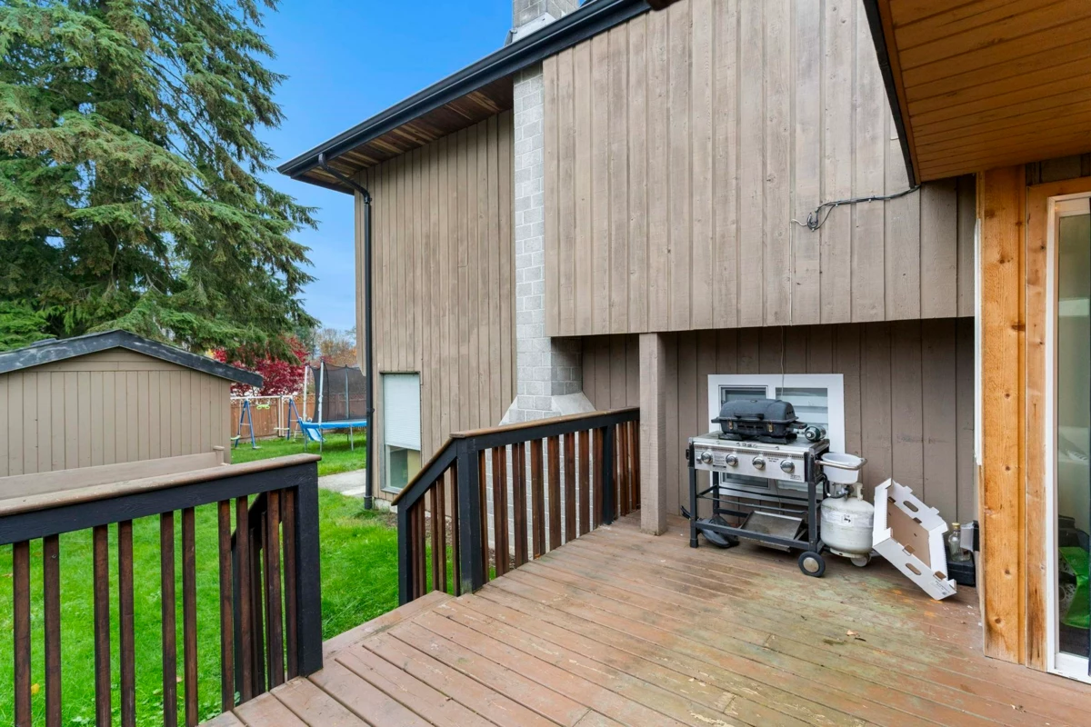 Hot Tub / Spa Photo of 19745 48a Avenue, Langley, BC