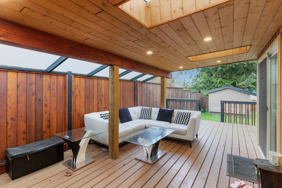 Swimming Pool Photo of 19745 48a Avenue, Langley, BC