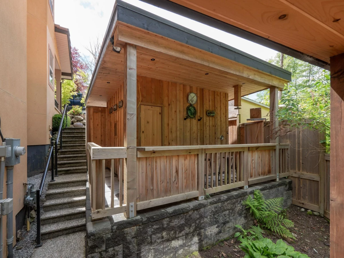 Hallway Photo of 5836 Marine Way, Sechelt, BC