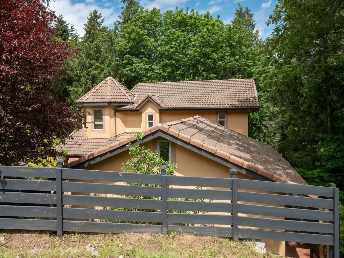 Swimming Pool Photo of 5836 Marine Way, Sechelt, BC