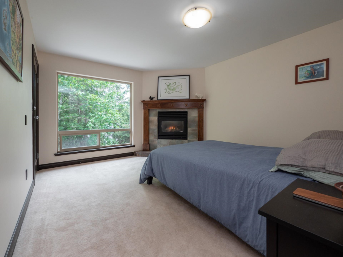 Walk-In Closet Photo of 5836 Marine Way, Sechelt, BC